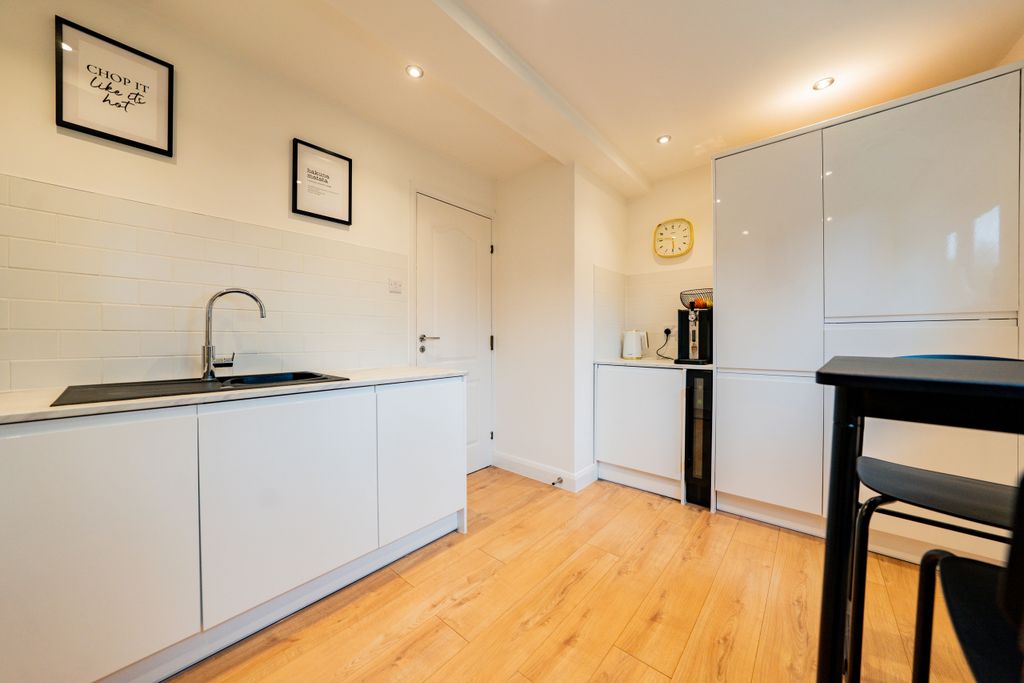 Additional image 10 of 2 bed flat for saleFlat 1, The Waterfront, 2 Duns Lane, Leicester, Leicestershire LE3