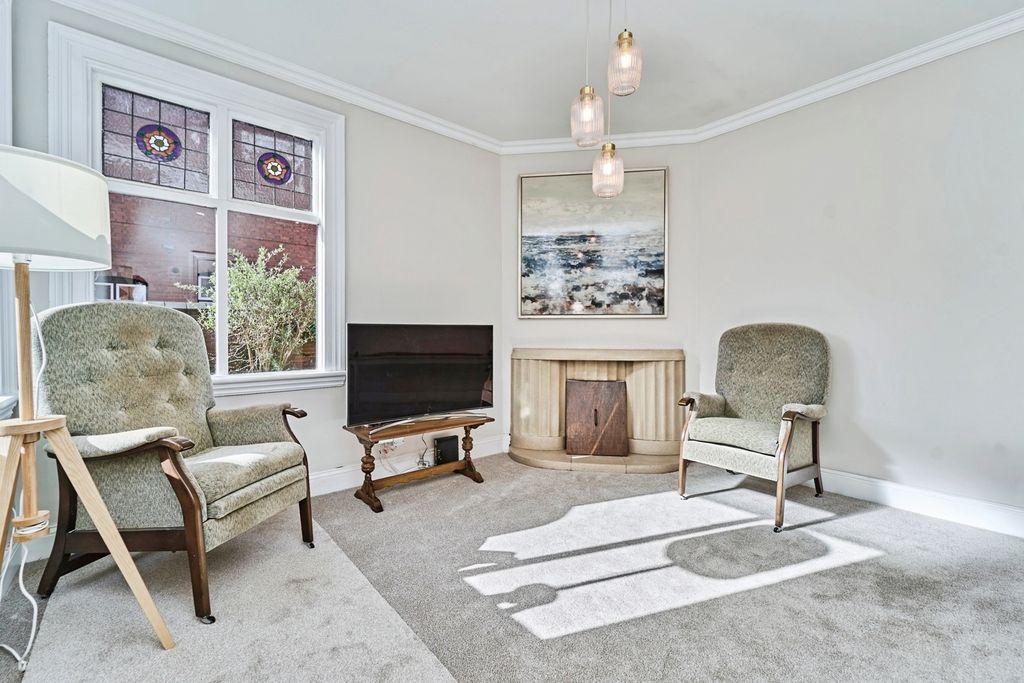 Additional image 10 of 3 bed semi-detached house for saleStation Street, Walsall, Staffordshire WS6