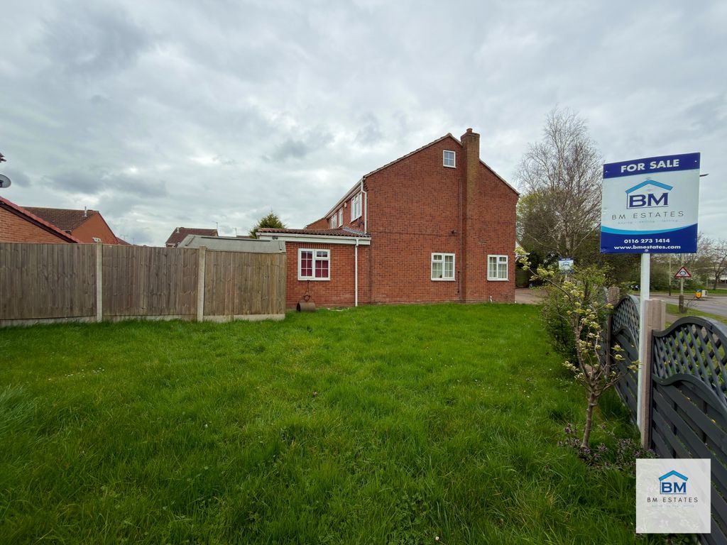 Additional image 13 of 4 bed detached house for saleBurnet Close, Hamilton LE5