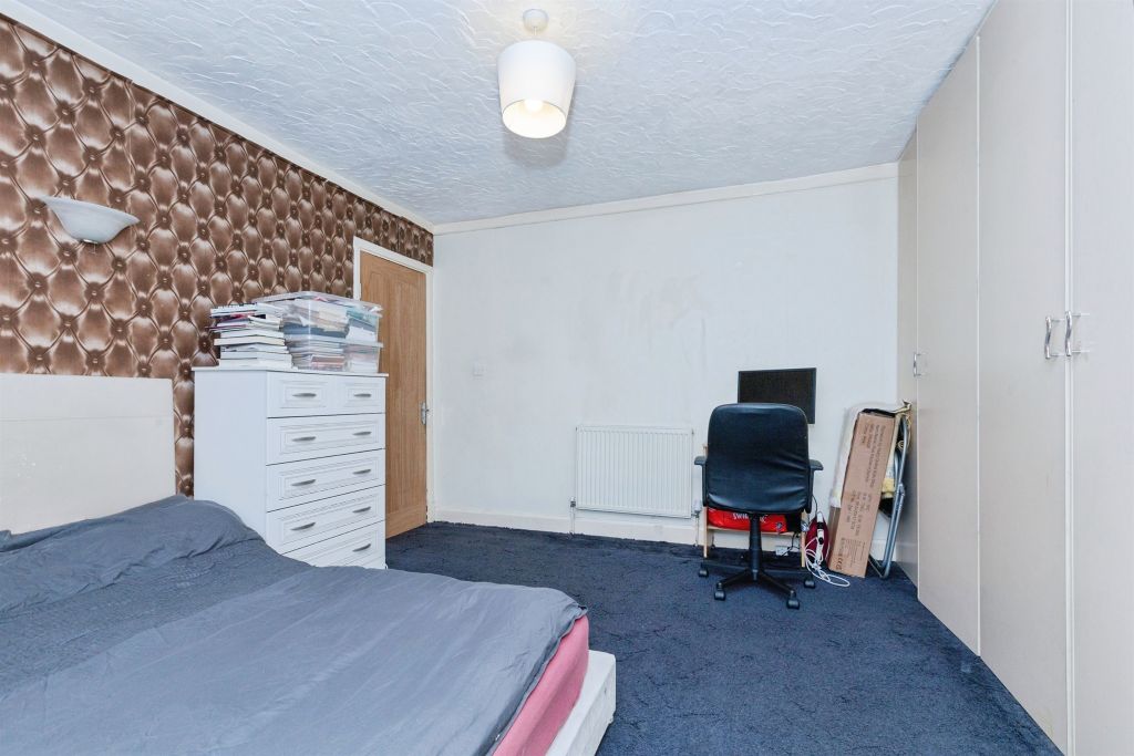 Additional image 11 of 4 bed semi-detached house for saleWigston Road, Oadby, Leicester LE2