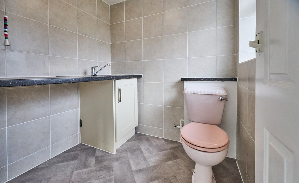 Additional image 9 of 3 bed semi-detached house for salePark Road, Earl Shilton LE9