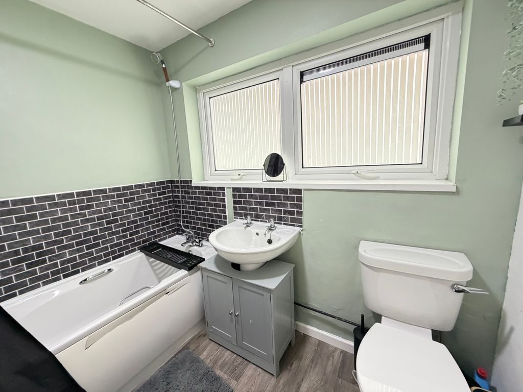 Additional image 4 of 3 bed terraced house for saleKinross Avenue, Leicester LE5