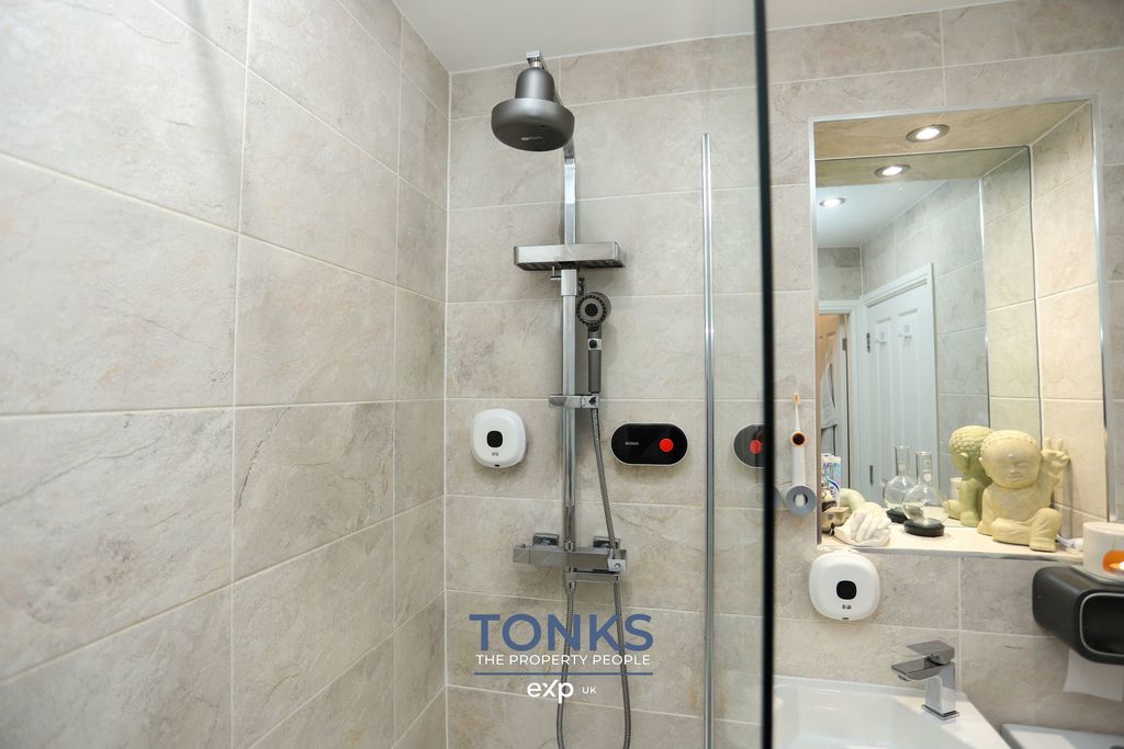 Additional image 18 of 2 bed flat for saleBaggeridge House, Roadstone Drive, Dudley, West Midlands DY3