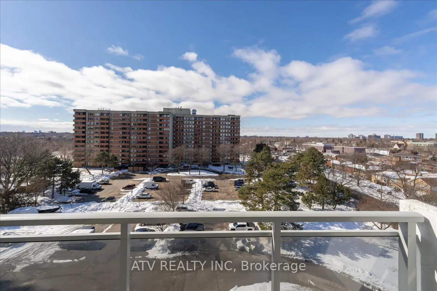 Additional image 17 of 151 La Rose Avenue 804