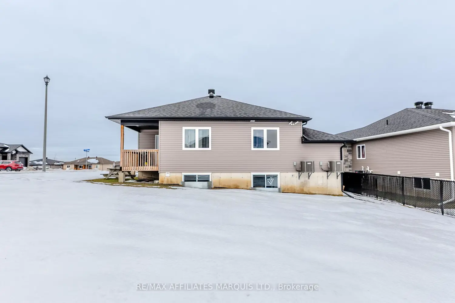 Additional image 5 of 2459 Watson Crescent