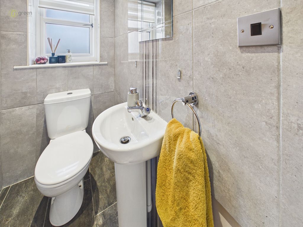Additional image 14 of 4 bed semi-detached house for saleSuffolk Way, Fazeley, Tamworth B78