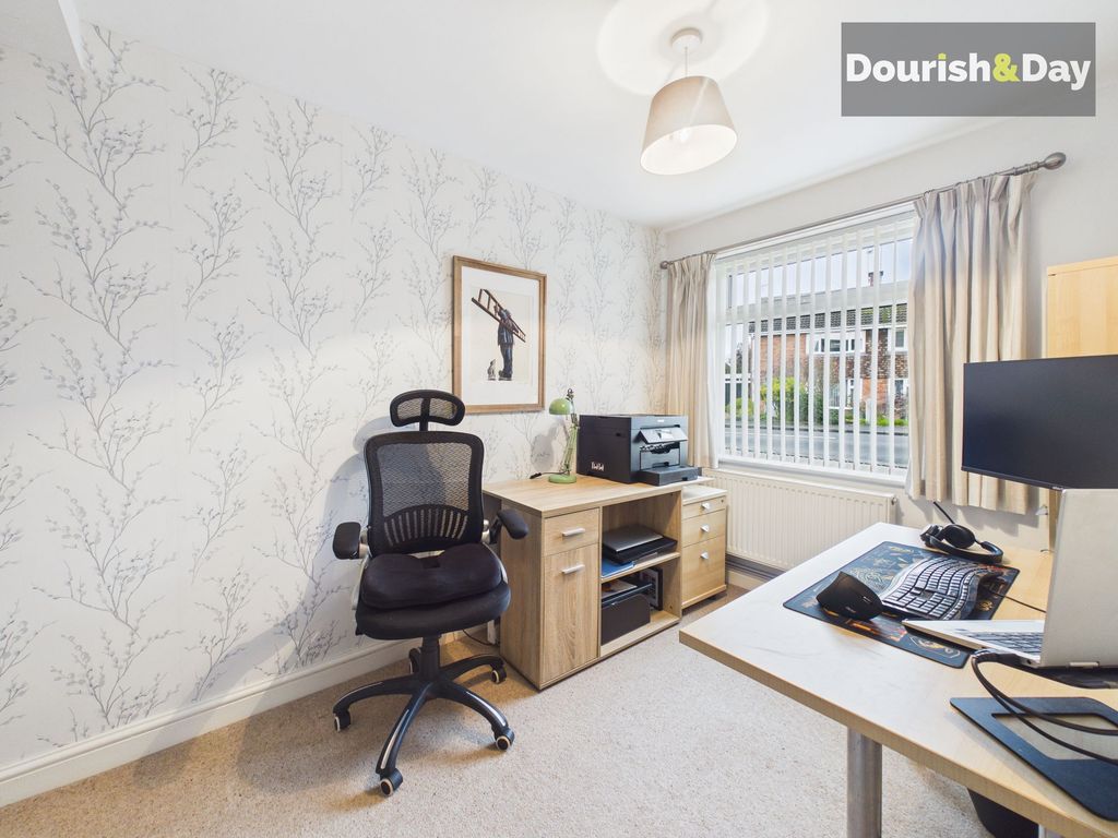 Additional image 9 of 5 bed detached house for saleMendip Avenue, Stafford ST17