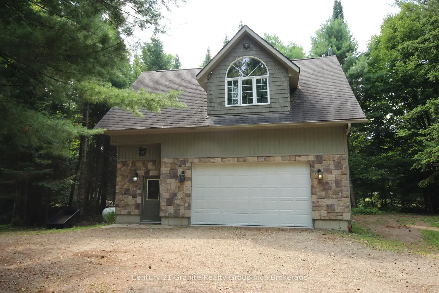 1082 Green Lake Road photo 2