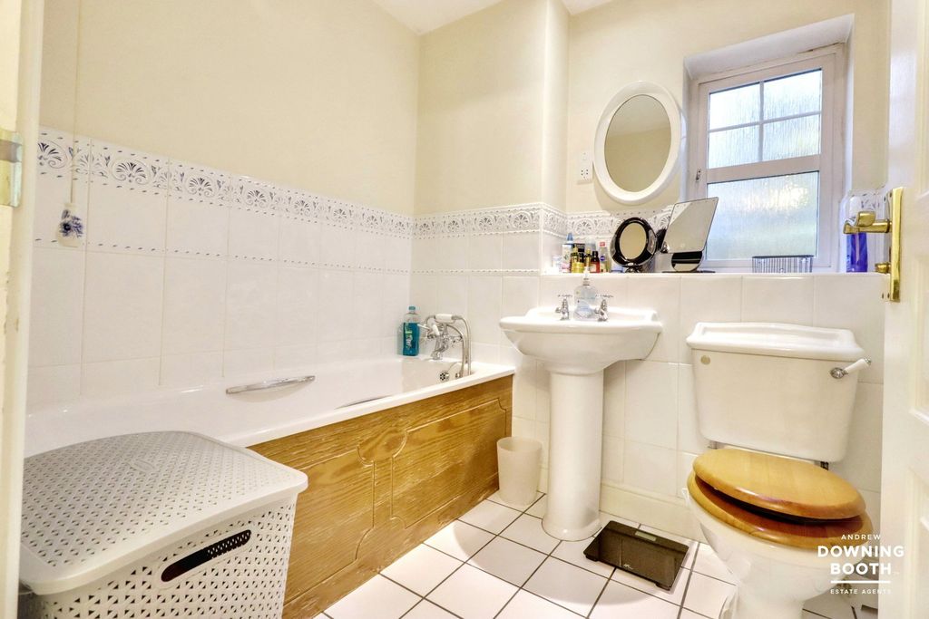 Additional image 8 of 2 bed flat for saleHorsley Road, Streetly, Sutton Coldfield B74