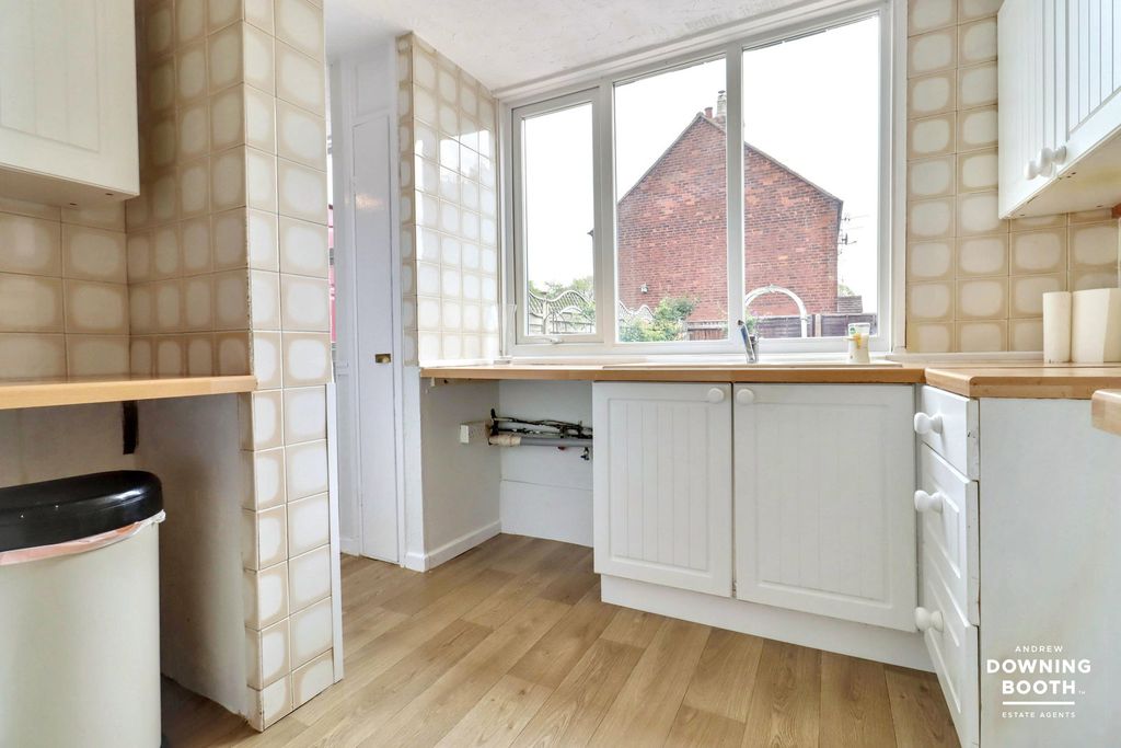 Additional image 10 of 3 bed end terrace house for saleWilmott Close, Lichfield WS13