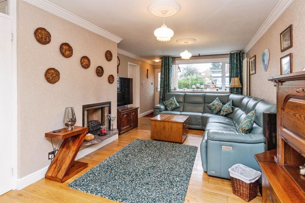 Additional image 2 of 4 bed detached house for saleAmblefield Way, Stafford ST16