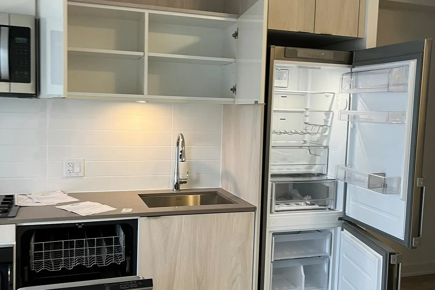 Additional image 12 of 100 Dalhousie Street 2806