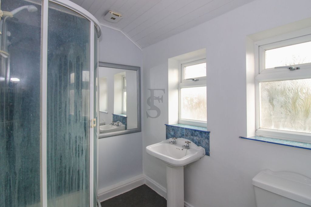 Additional image 8 of 3 bed terraced house for saleBrocklesby Way, Leicester LE5