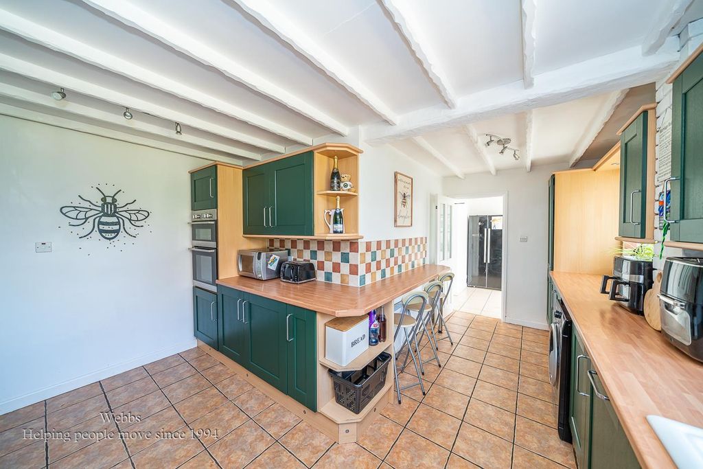 Additional image 5 of 4 bed detached house for salePool Close, Shareshill, Wolverhampton WV10