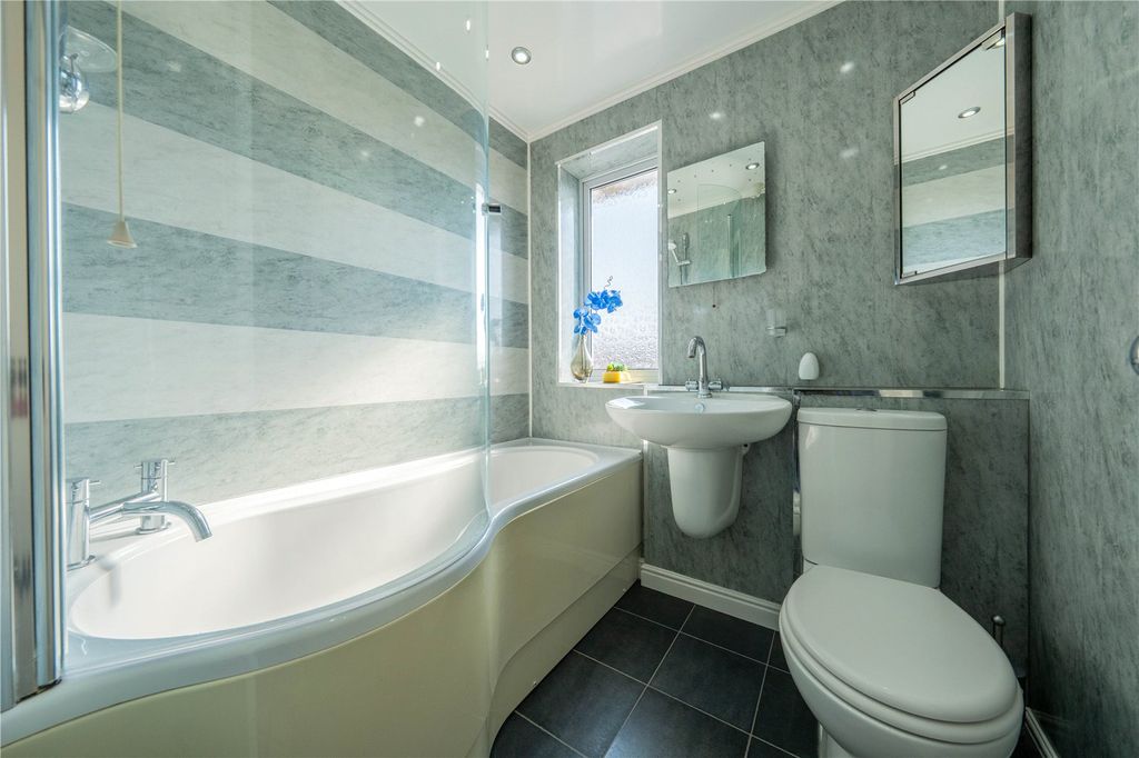 Additional image 21 of 3 bed semi-detached house for saleGoldsborough, Wilnecote, Tamworth, Staffordshire B77