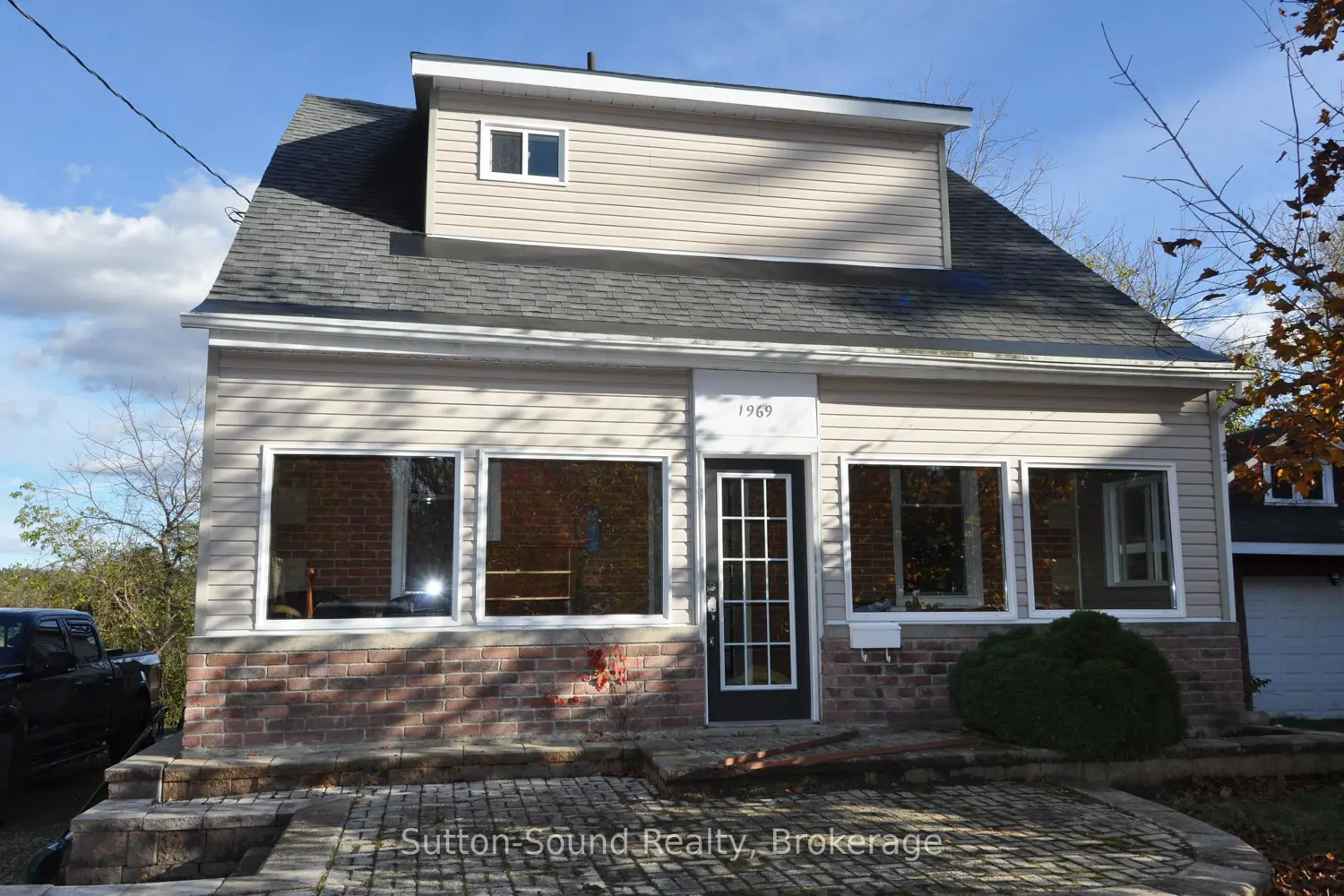 Additional image 11 of 1969 4Th Avenue