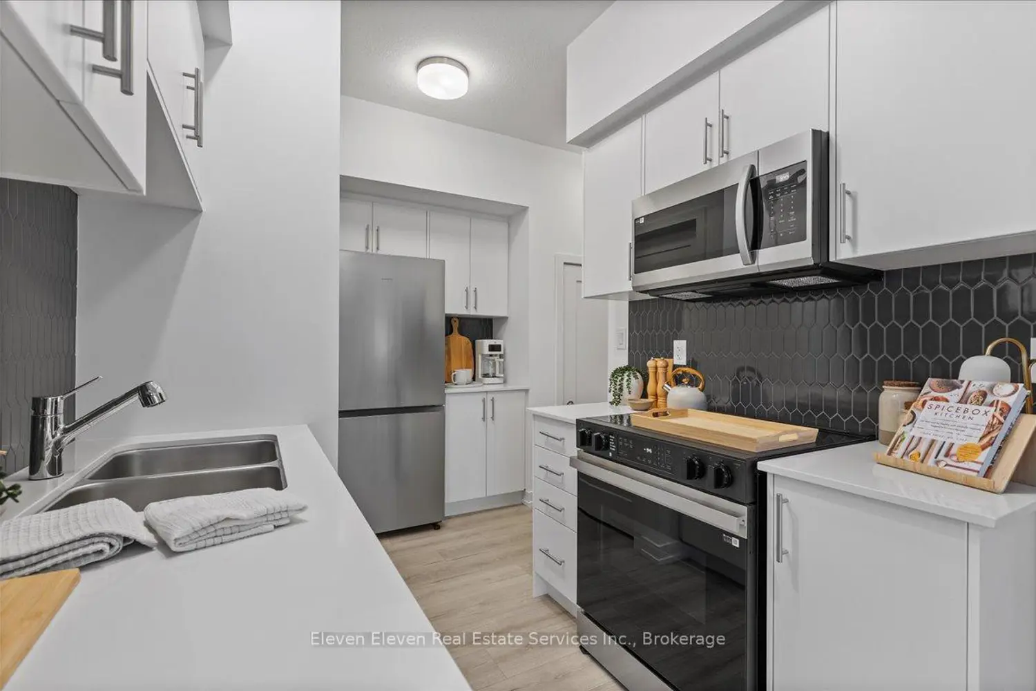 Additional image 7 of 42 Lowes Road 37