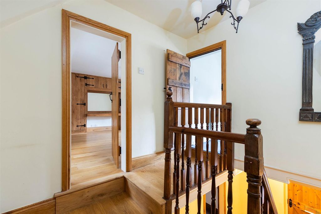 Additional image 22 of 4 bed property for saleVictoria Cottage, Park Street, Market Bosworth CV13
