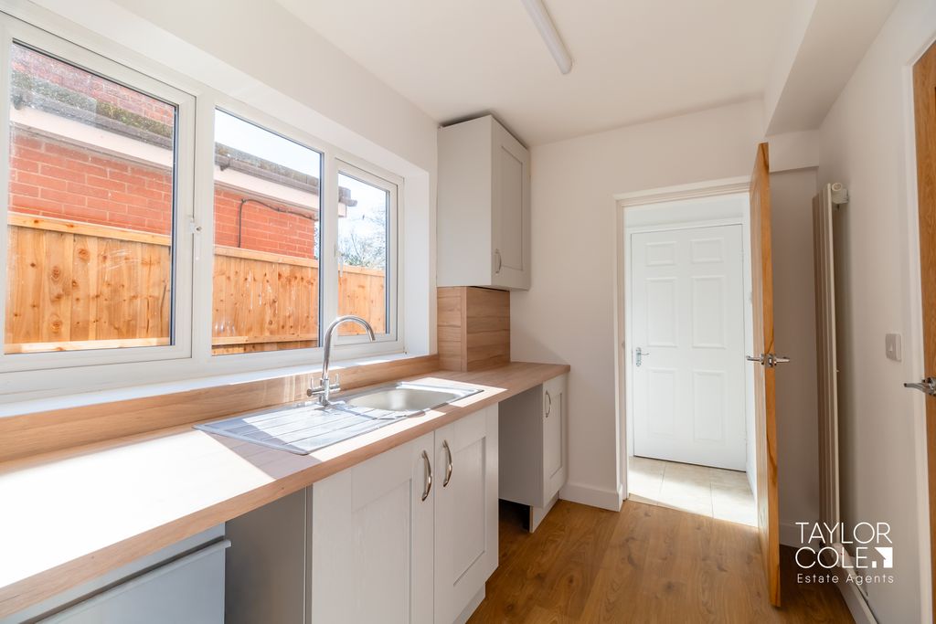 Additional image 10 of 4 bed semi-detached house for saleComberford Road, Tamworth B79