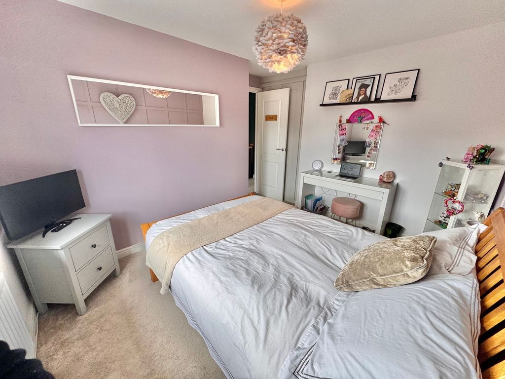 Additional image 19 of 3 bed semi-detached house for saleRoman Avenue, Nuneaton CV11