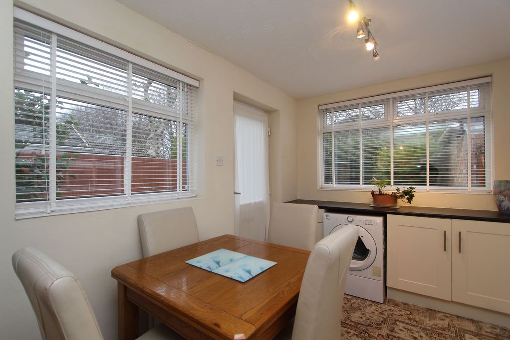 Additional image 2 of 3 bed bungalow for saleFerndale Close, Burntwood WS7