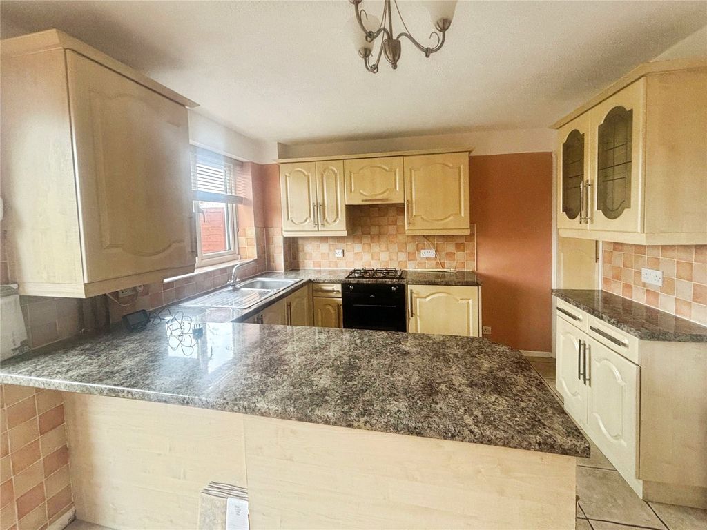 Additional image 5 of 3 bed terraced house for saleChepstow Close, Perton, Wolverhampton, Staffordshire WV6