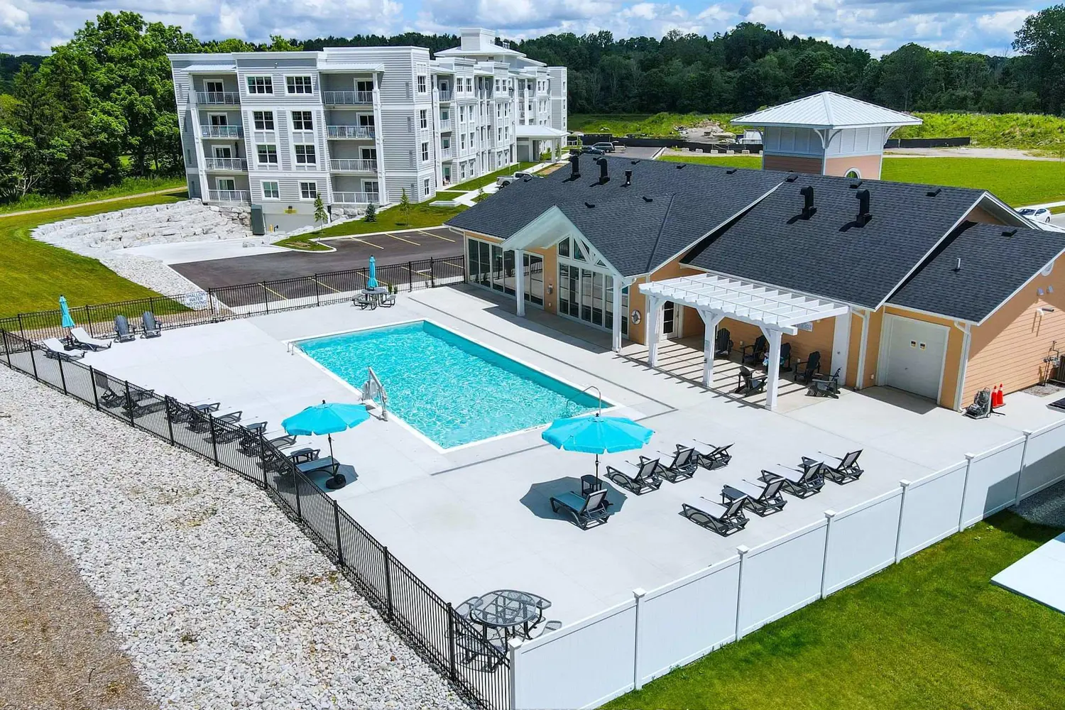 100 The Promenade 403
