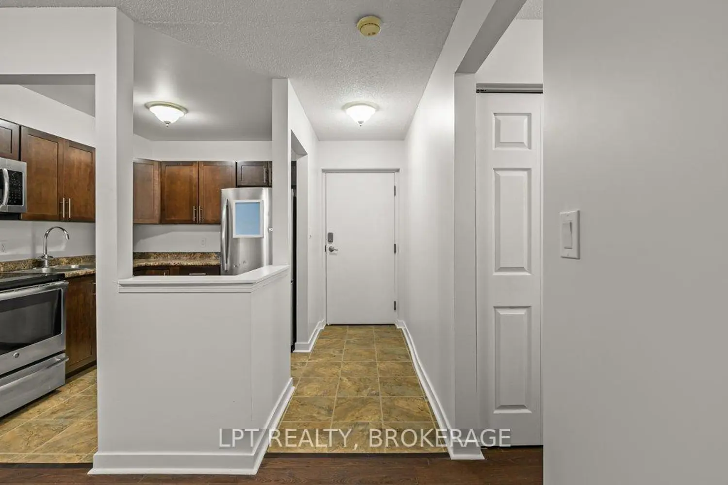Additional image 4 of 310 Kingsdale Avenue 107
