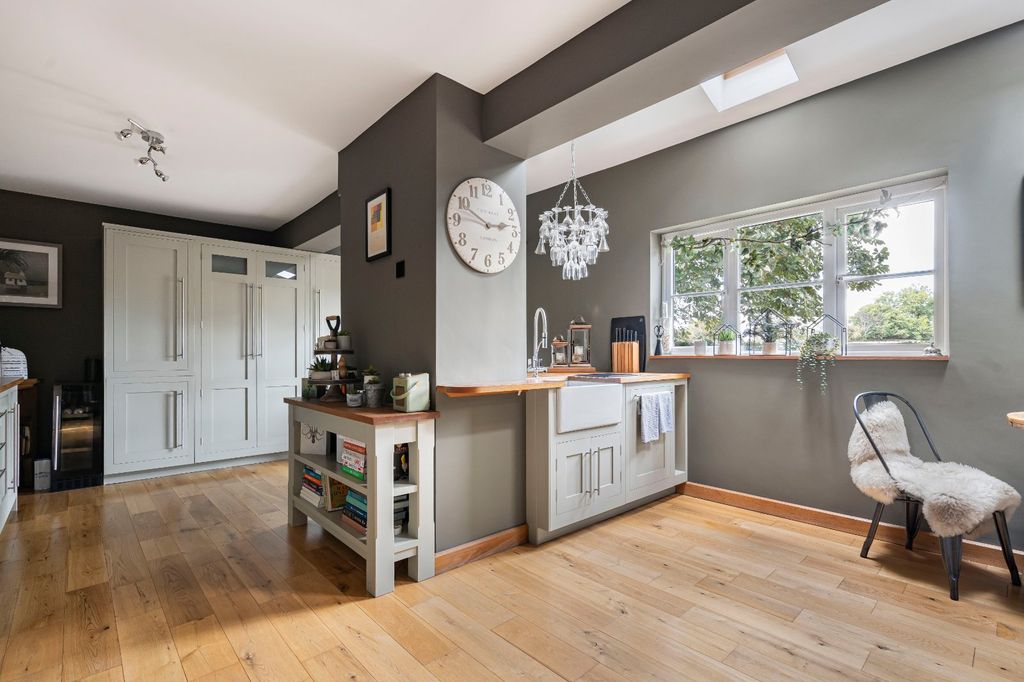 Additional image 10 of 5 bed detached house for saleThe Green, Biddestone, Chippenham, Wiltshire SN14
