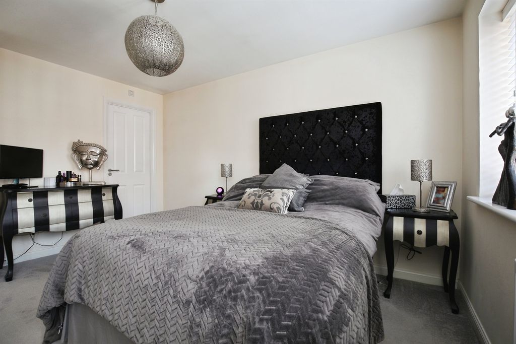 Additional image 9 of 4 bed detached house for saleBeckingham Road, Amesbury, Salisbury SP4