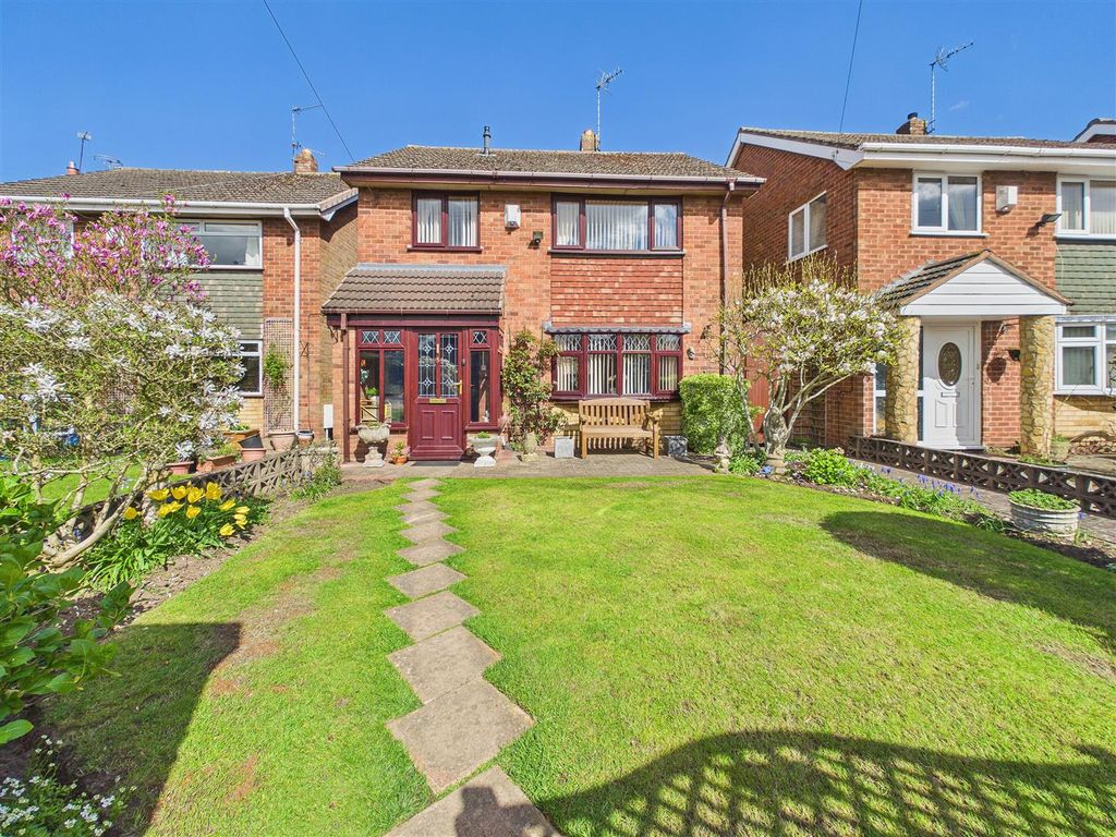 3 bed detached house for saleThe Beeches, Rugeley WS15