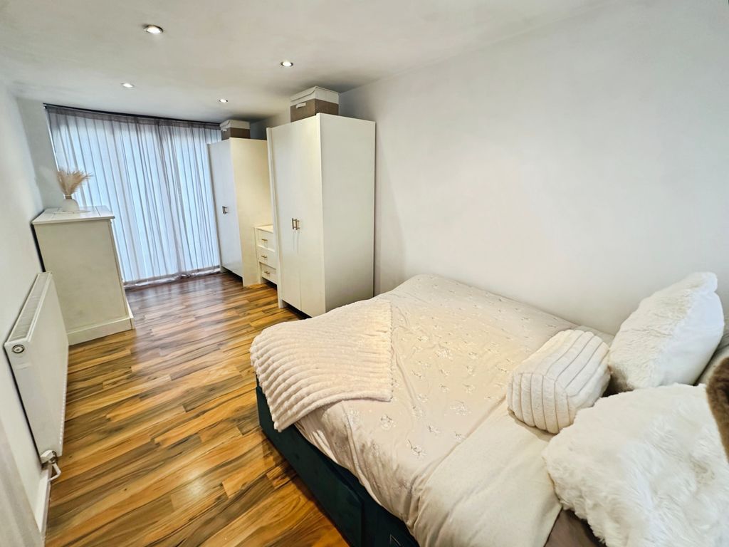 Additional image 11 of 4 bed detached house for saleFurnace Close, Wolverhampton WV5