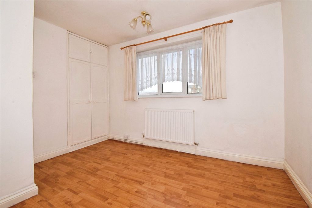 Additional image 8 of 3 bed semi-detached house for saleHazelwood Road, Wigston, Leicestershire LE18