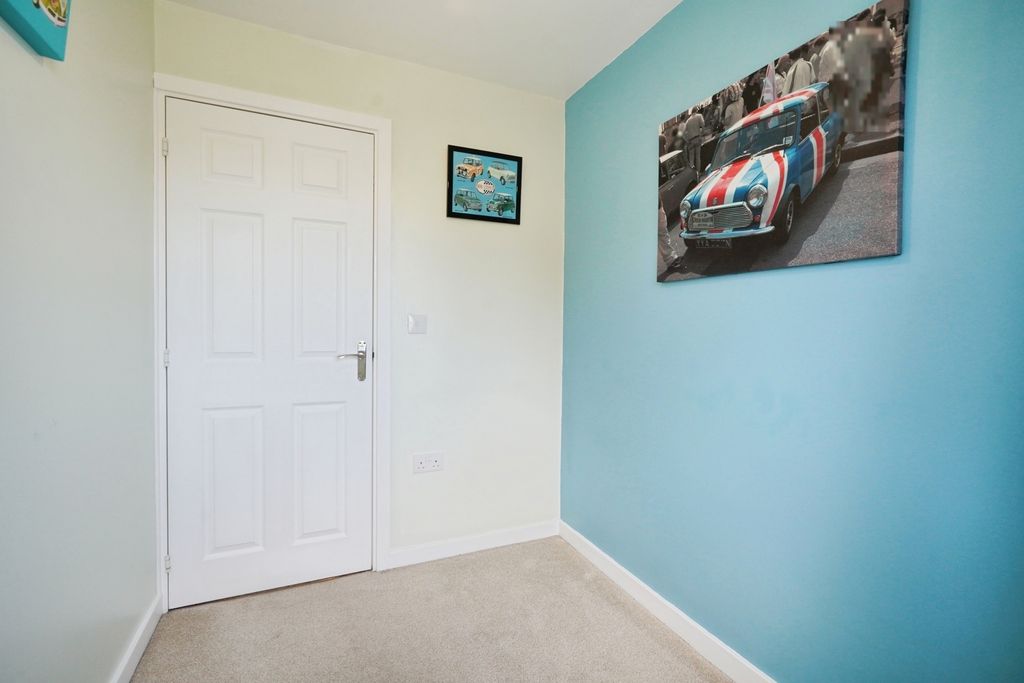 Additional image 15 of 3 bed semi-detached house for saleUpton Drive, Burton-On-Trent, Staffordshire DE14