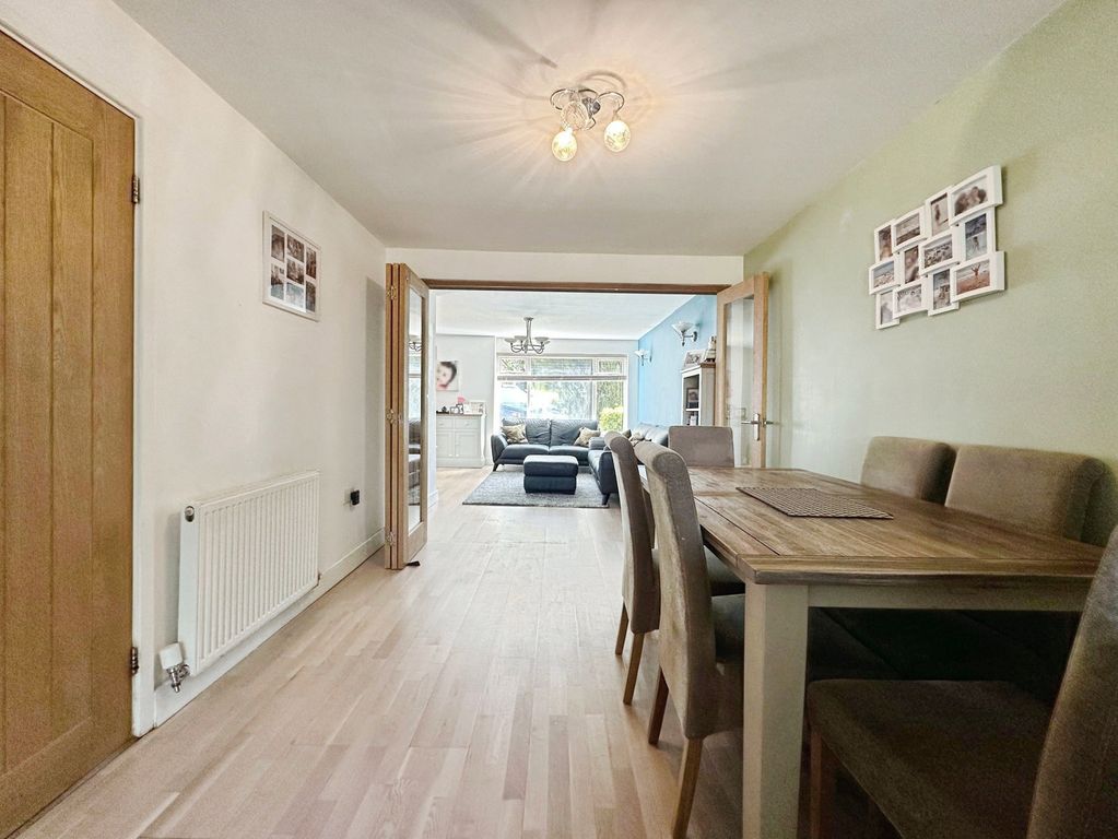 Additional image 7 of 3 bed semi-detached house for saleOak Hill, Finchfield, Wolverhampton WV3