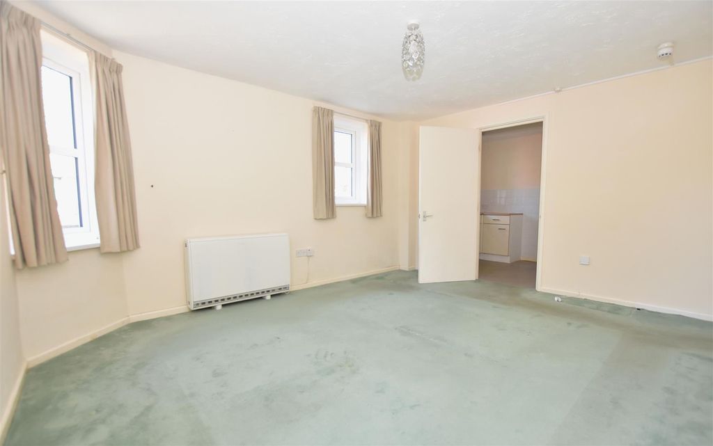 1 bed flat for saleSalisbury Road, Bath BA1 photo 4