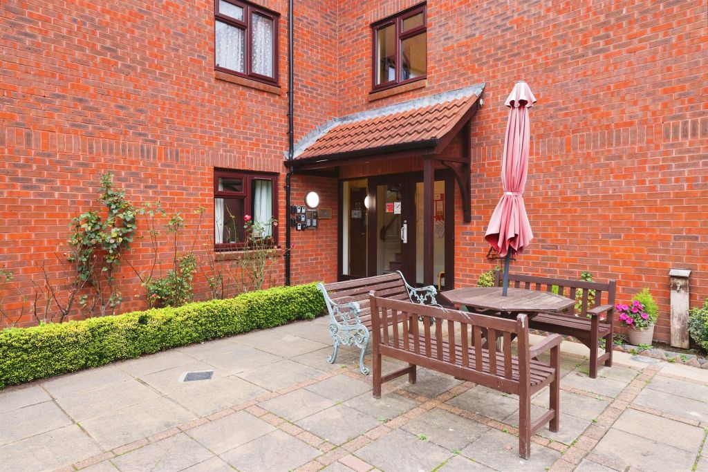 Additional image 11 of 2 bed flat for saleStratford Road, Salisbury SP1