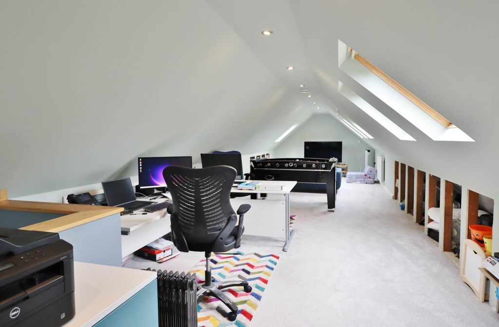 Additional image 11 of 4 bed detached house for saleWinterbourne Monkton, Swindon SN4