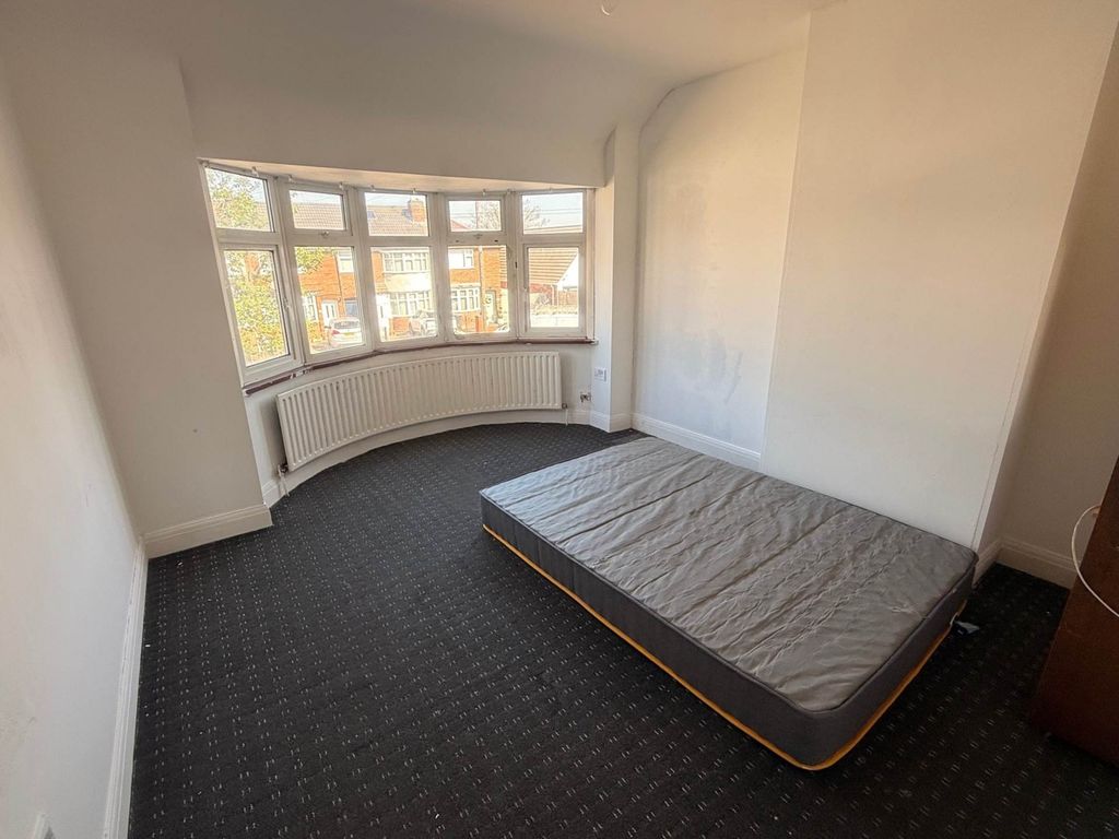 Additional image 6 of 3 bed town house for saleGreenwood Road, Leicester LE5