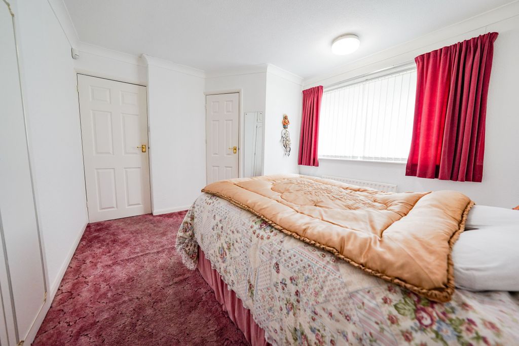 Additional image 12 of 4 bed detached house for salePark Hill Drive, Leicester, Leicestershire LE2