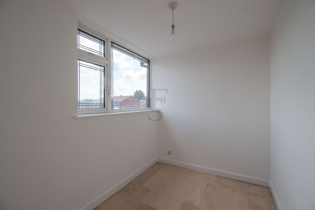 Additional image 9 of 3 bed semi-detached house for saleNevanthon Road, Leicester LE3