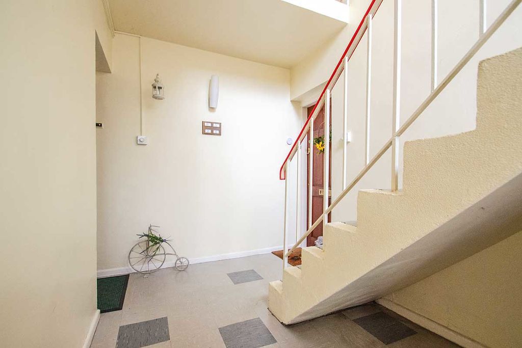 Additional image 16 of 2 bed flat for saleWillow Court, Tamworth Road, Lichfield WS14