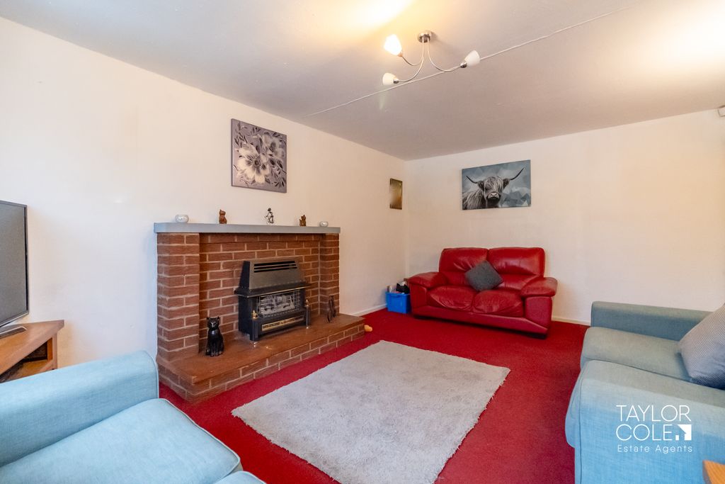 Additional image 4 of 3 bed detached bungalow for saleGlascote Road, Tamworth B77