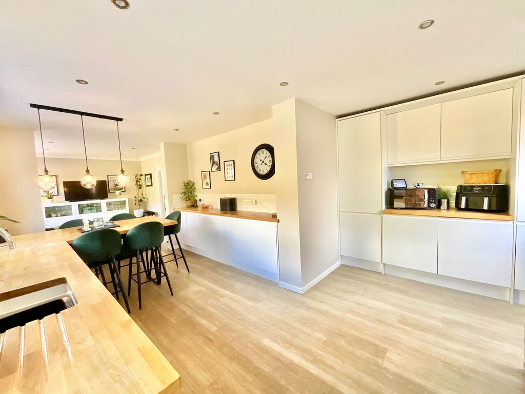 Additional image 9 of 5 bed detached house for saleCavendish Road, Tean ST10