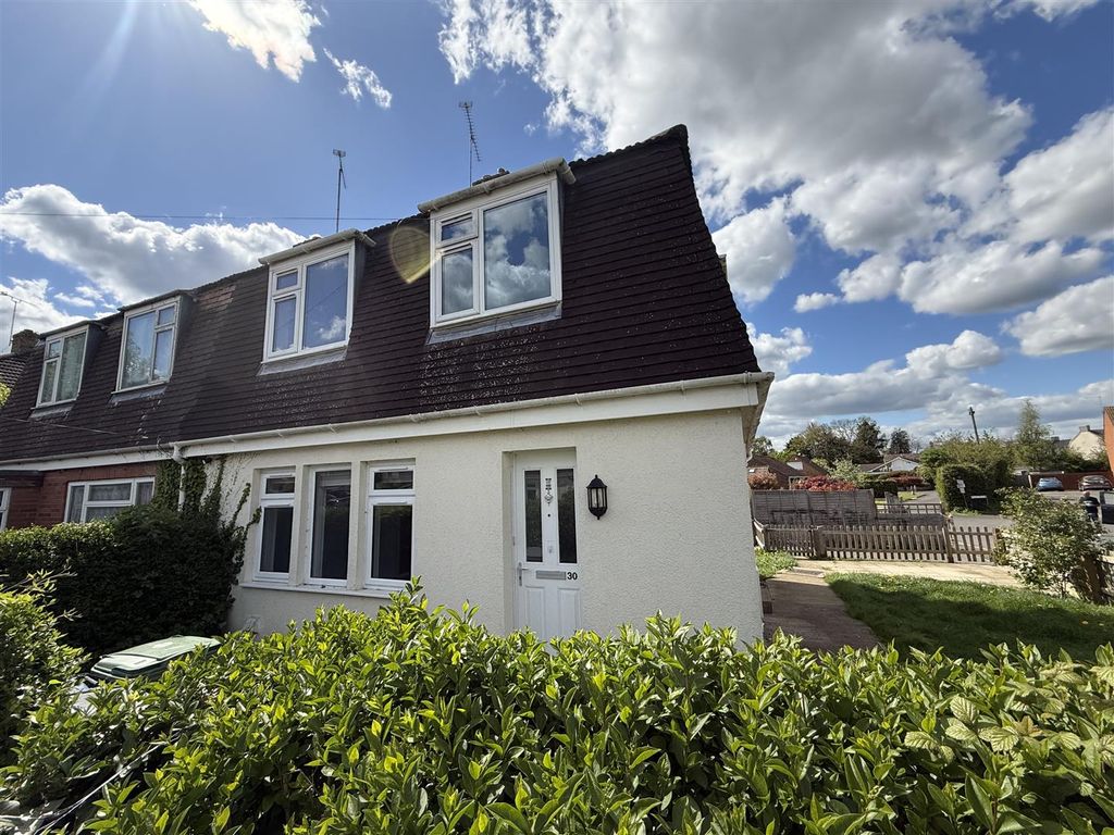 3 bed semi-detached house for saleMilton Avenue, Melksham SN12