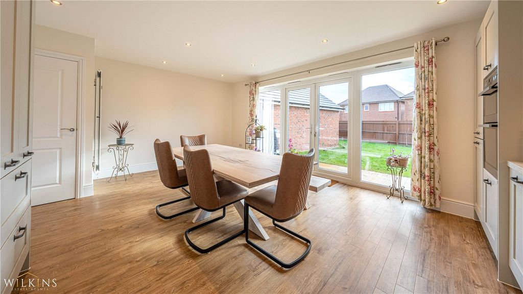 Additional image 5 of 4 bed detached house for saleClaudius Way, Nuneaton, Warwickshire CV11