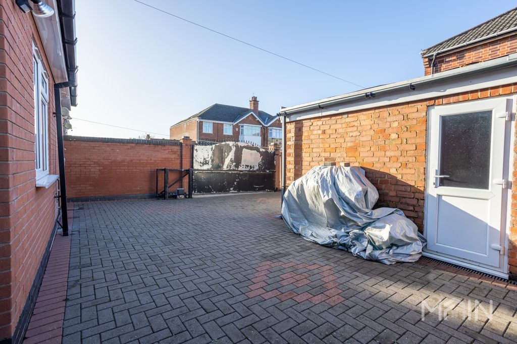Additional image 19 of 4 bed semi-detached house for saleHighway Road, Leicestershire LE5