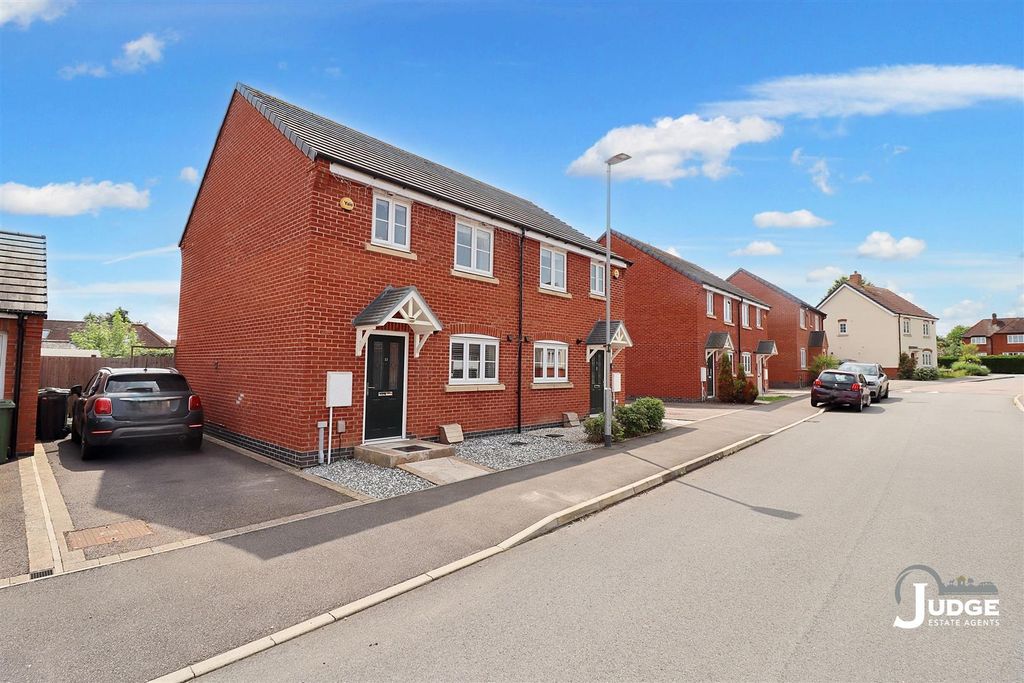 3 bed semi-detached house for saleCastle Hill Road, Anstey, Leicester LE7