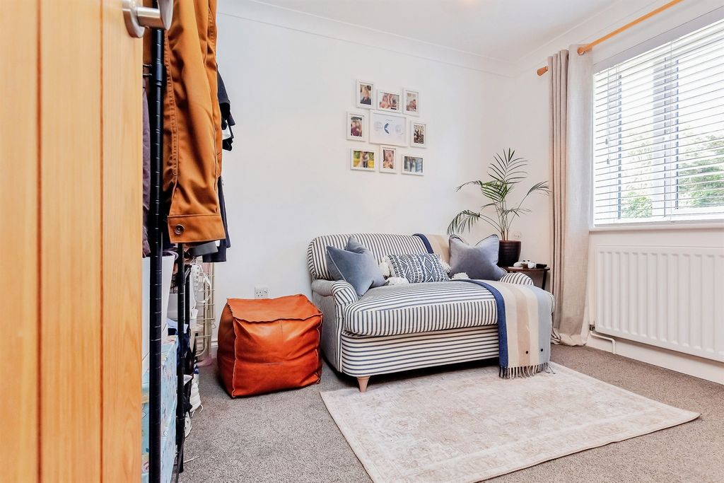 Additional image 14 of 3 bed semi-detached house for saleClover Gardens, Stamford PE9