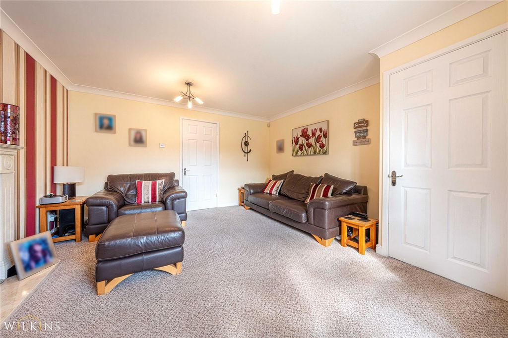 Additional image 5 of 4 bed detached house for saleLakeland Drive, Wilnecote, Tamworth, Staffordshire B77